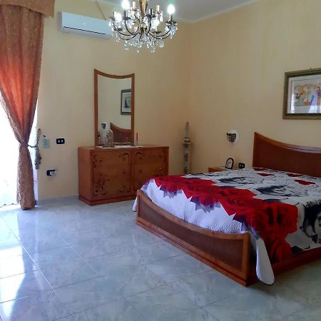 Апартаменты A Casa Di Roberto Порто-Чезарео Экстерьер фото